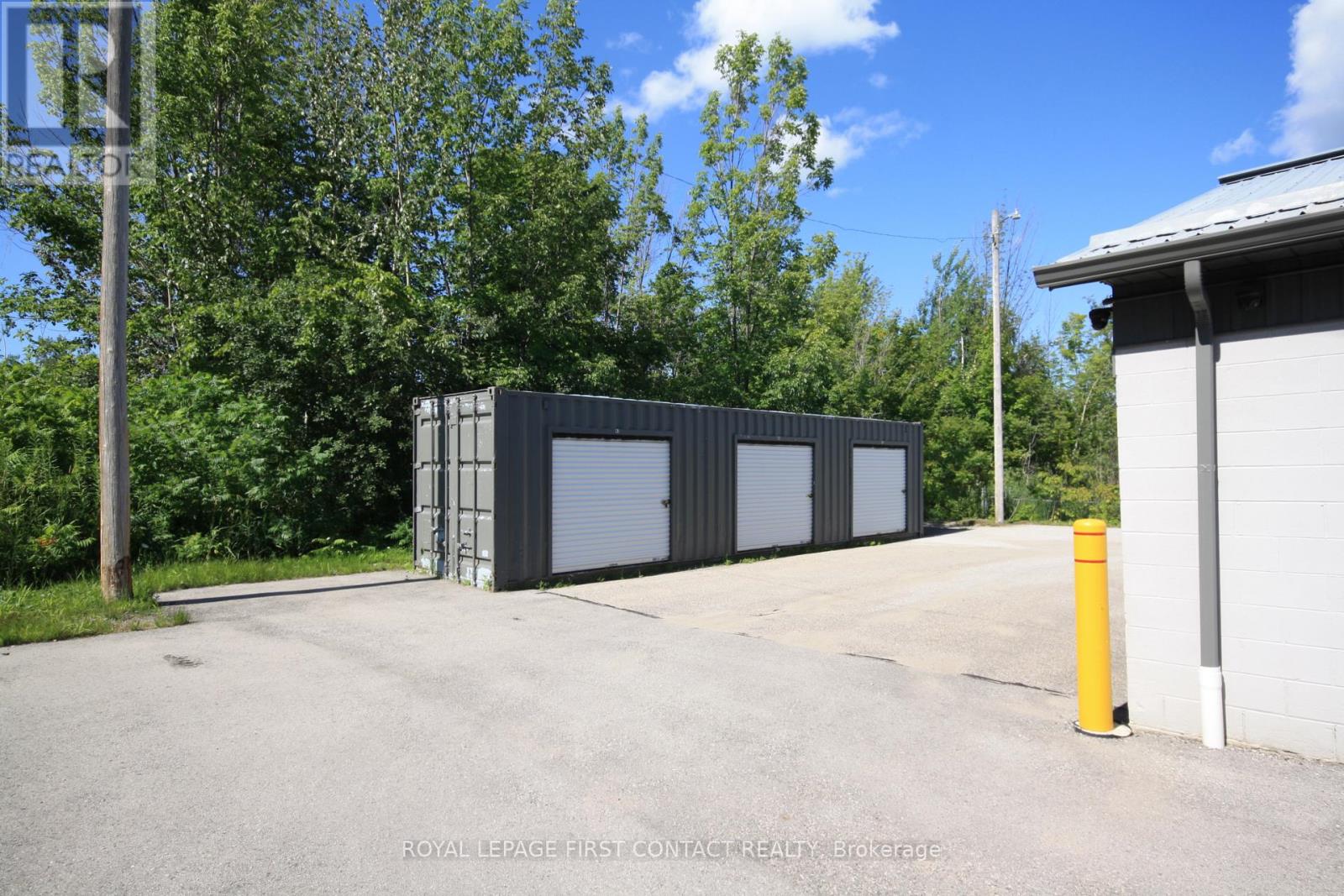 Address on file, Barrie photo 10