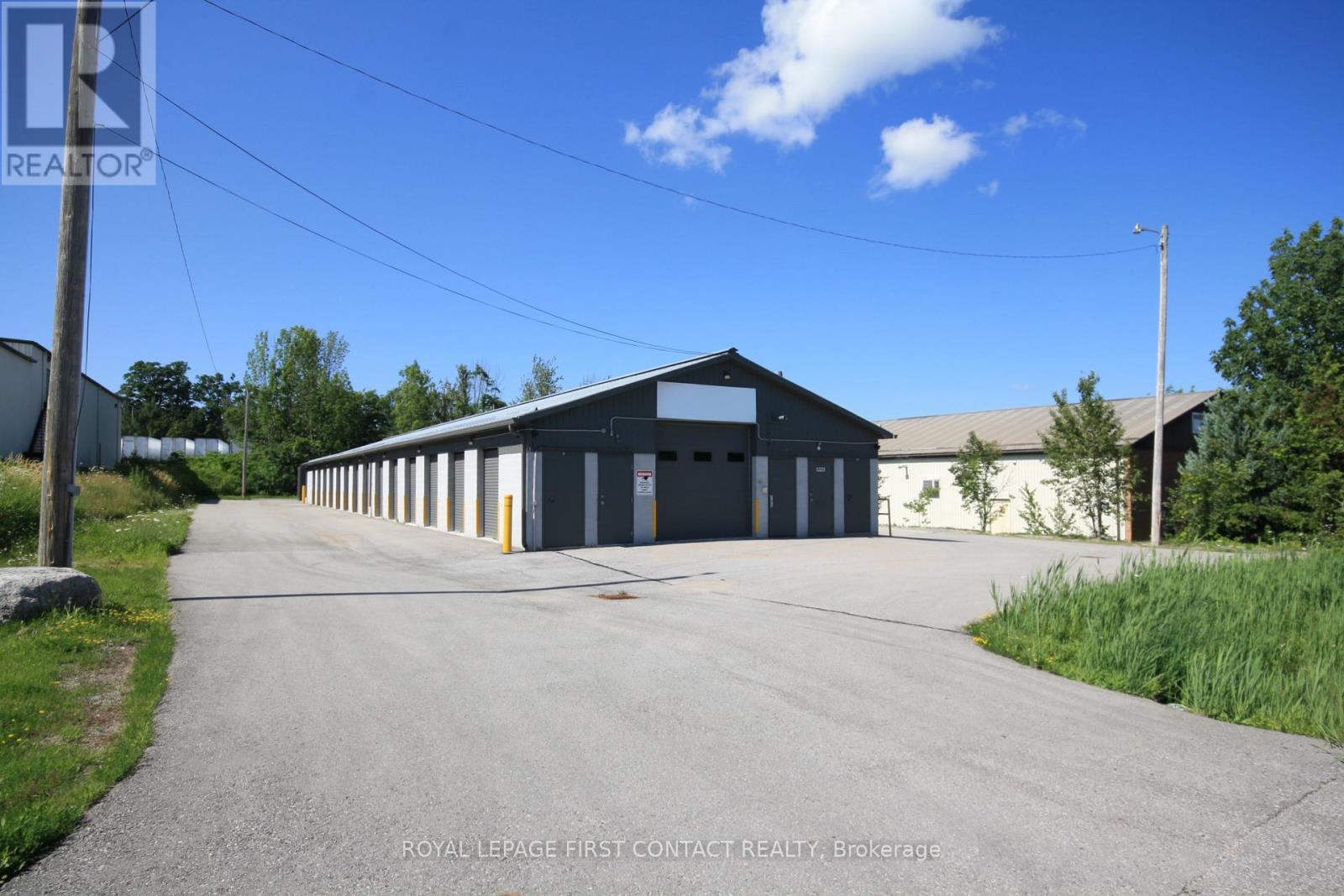 Address on file, Barrie photo 12