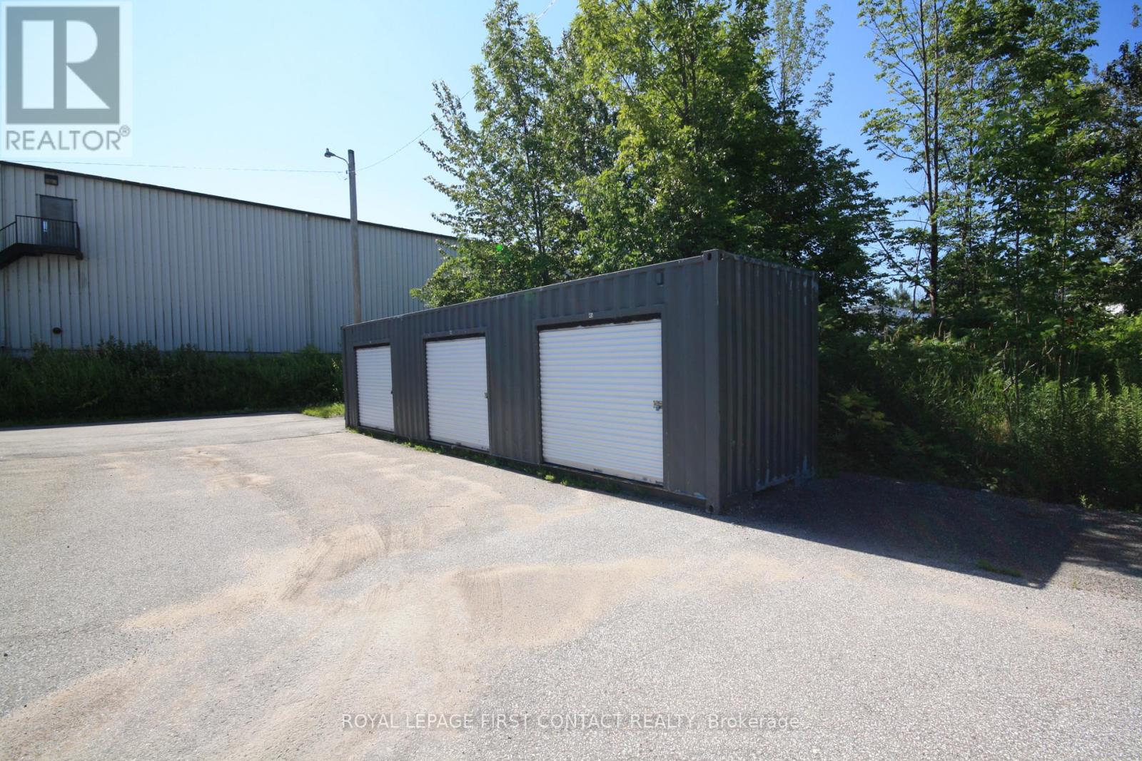 Address on file, Barrie photo 7