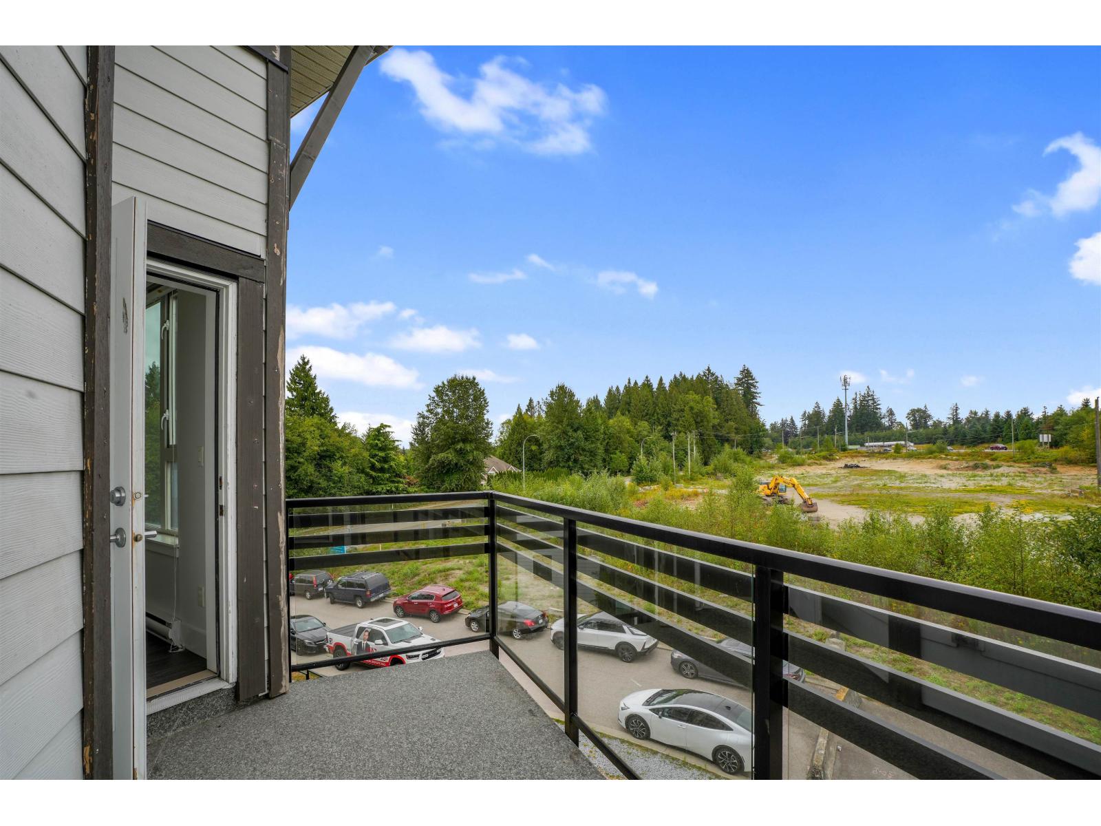 504 9983 E Barnston Drive, Surrey — photo 15