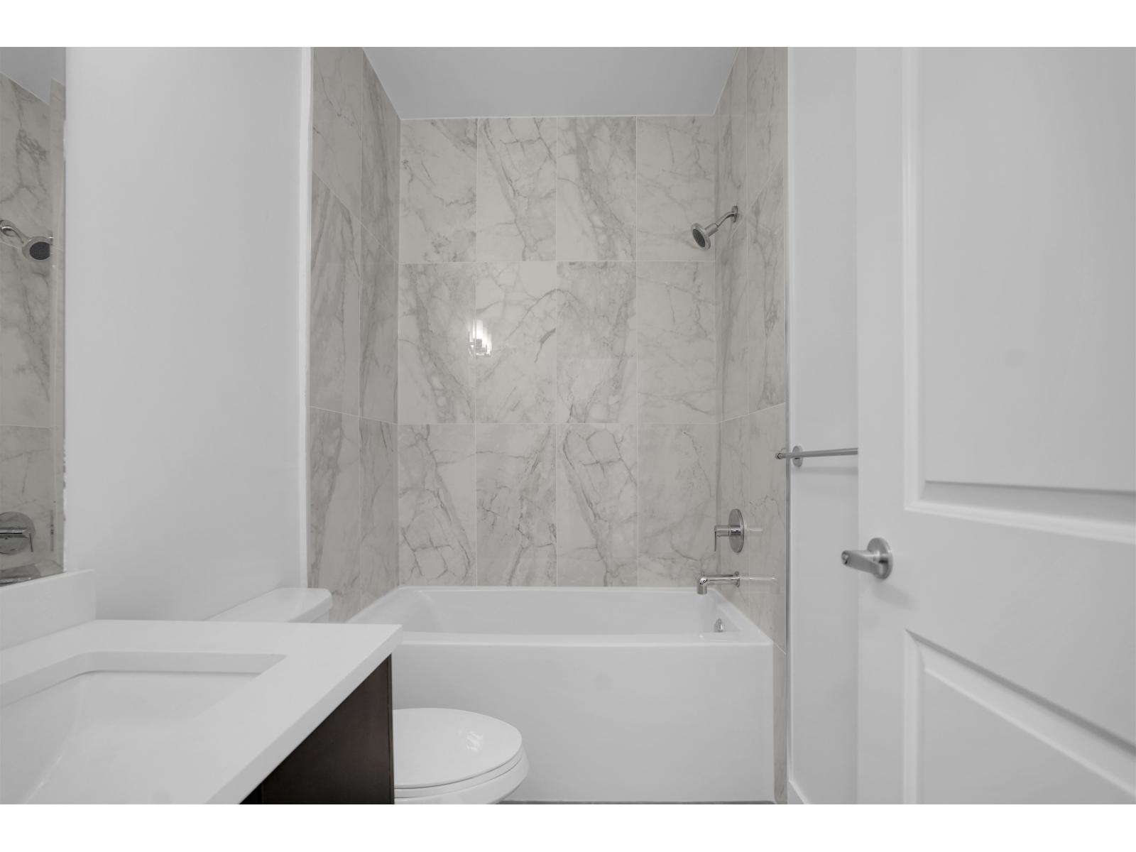 504 9983 E Barnston Drive, Surrey — photo 13