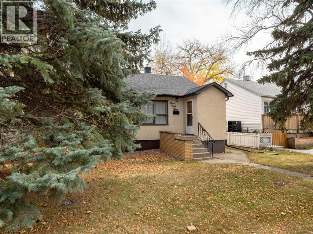 953 12 Street S, Lethbridge — photo 2