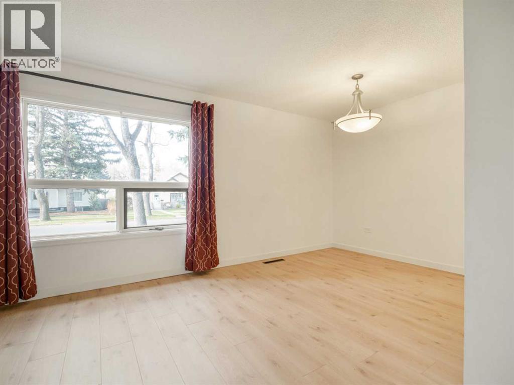 953 12 Street S, Lethbridge — photo 9