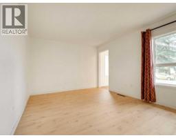 3pc Bathroom - 953 12 Street S, Lethbridge, AB T1J2S8 Photo 8