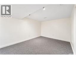 1125 B Avenue N, Saskatoon, SK S7L1G2 Photo 44
