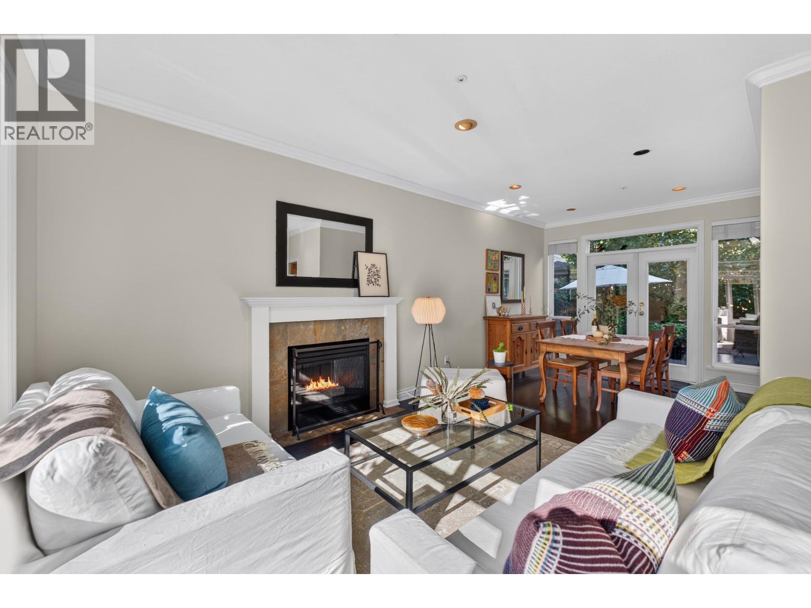 135 E 43rd Avenue, Vancouver — photo 11