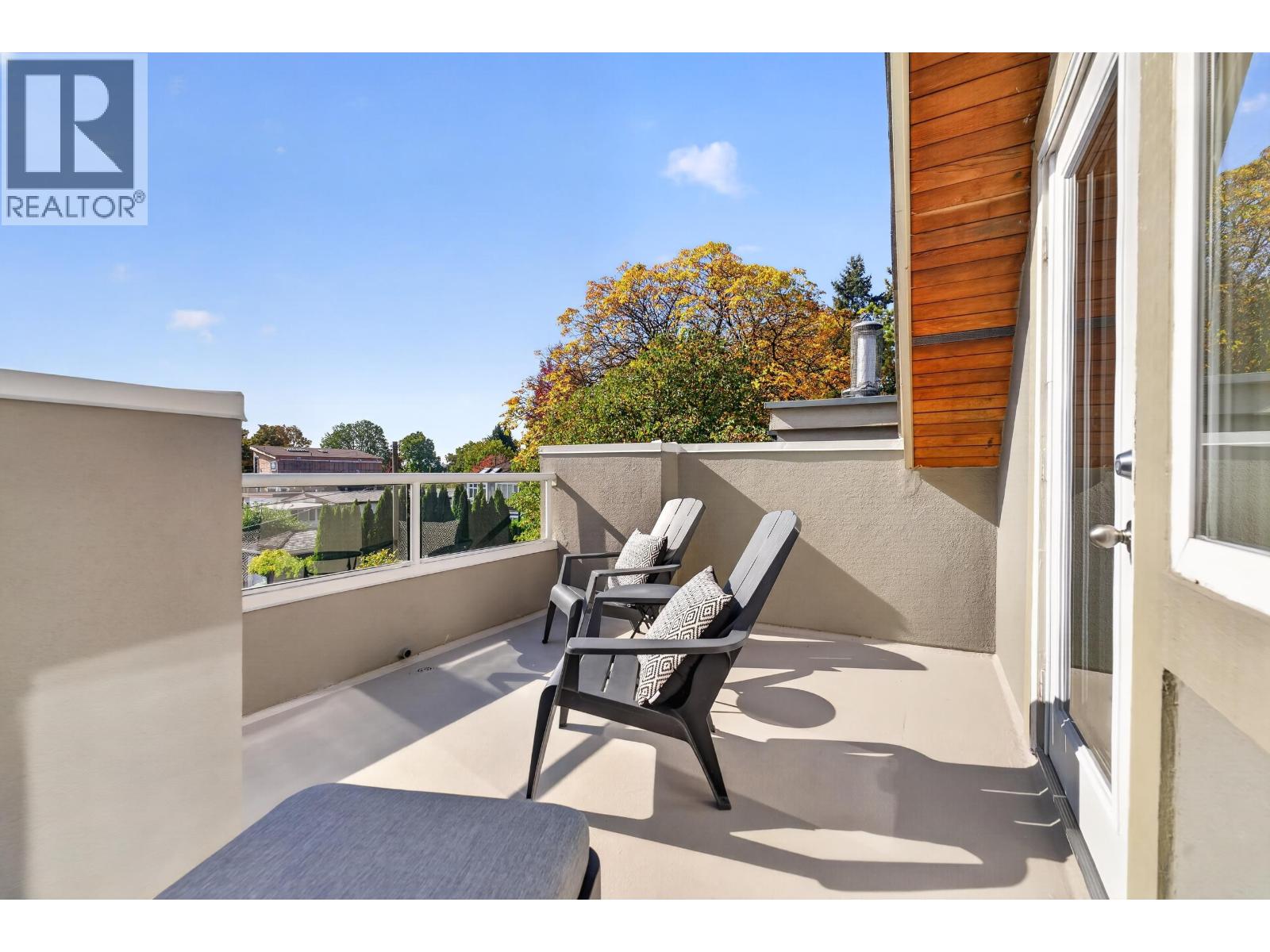 135 E 43rd Avenue, Vancouver — photo 31