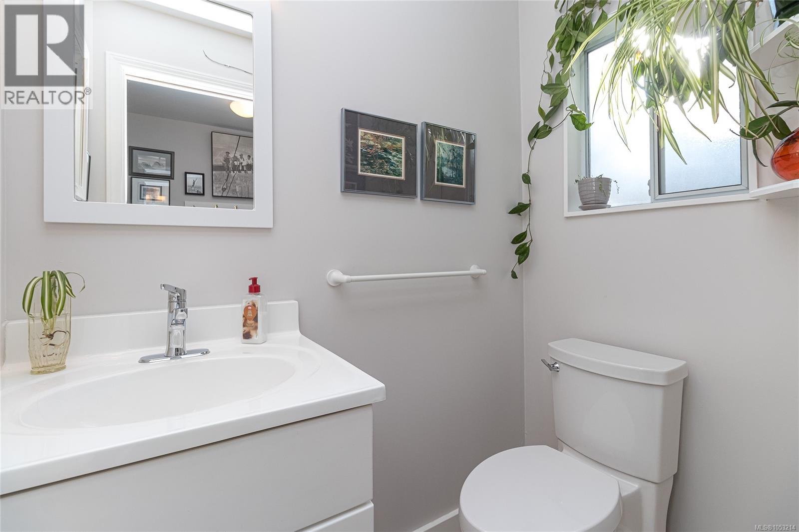 1025 Waverly Terr - 18