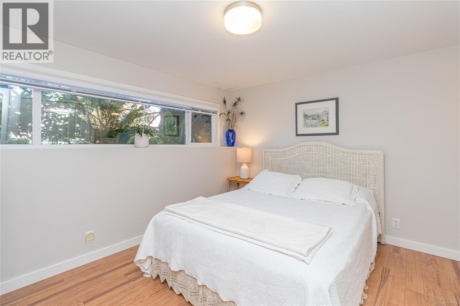 1025 Waverly Terr - 19