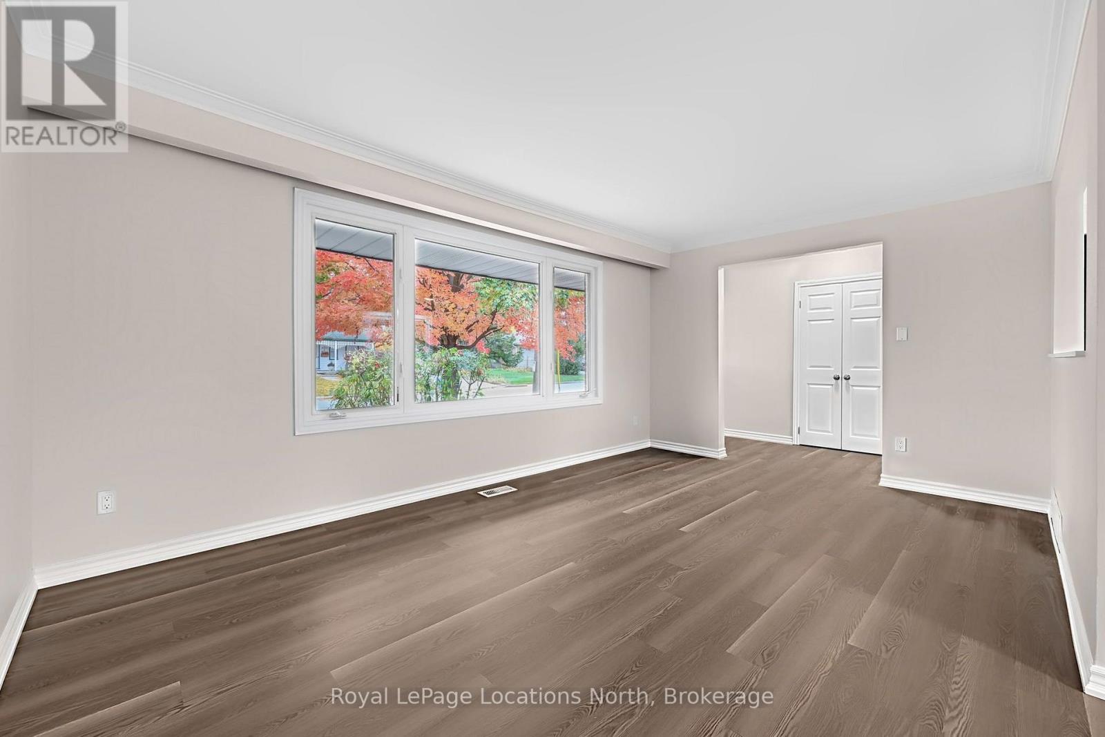 3 Harding Avenue, Barrie photo 18