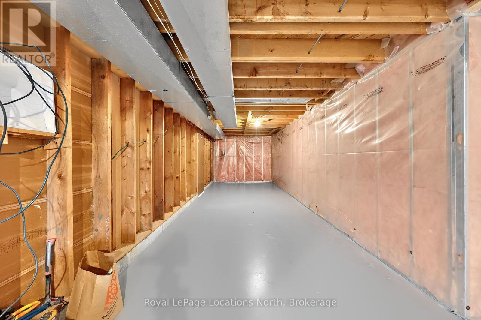 3 Harding Avenue, Barrie photo 35