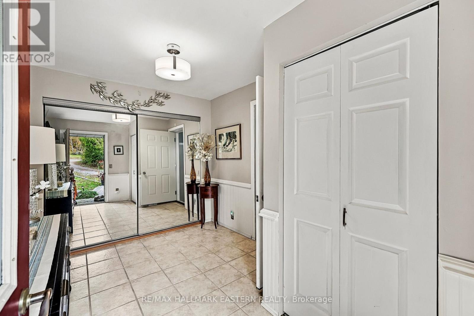 93 Lakeside Drive, Selwyn, ON photo 10