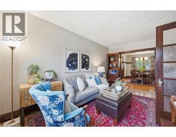 Living room - 158 London Street S, Hamilton, ON L8K2G9 Photo 9