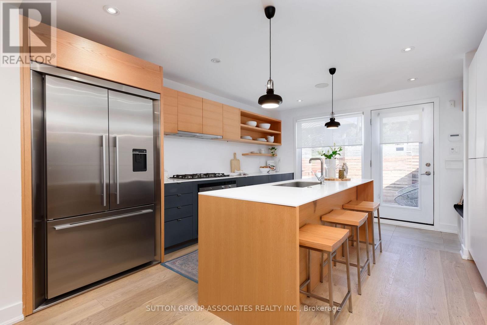 101 Winnett Avenue, Toronto, ON photo 10