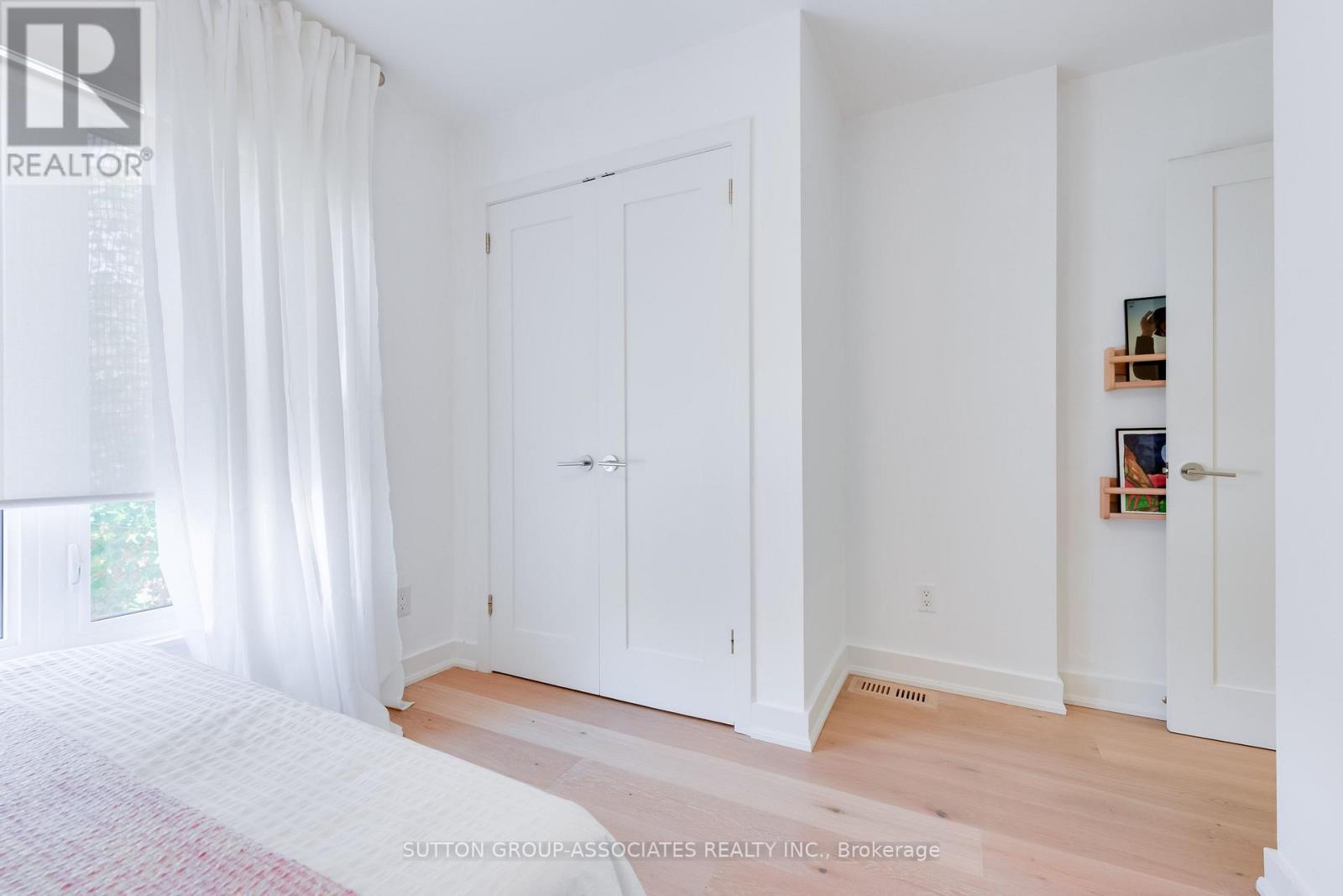101 Winnett Avenue, Toronto, ON photo 17