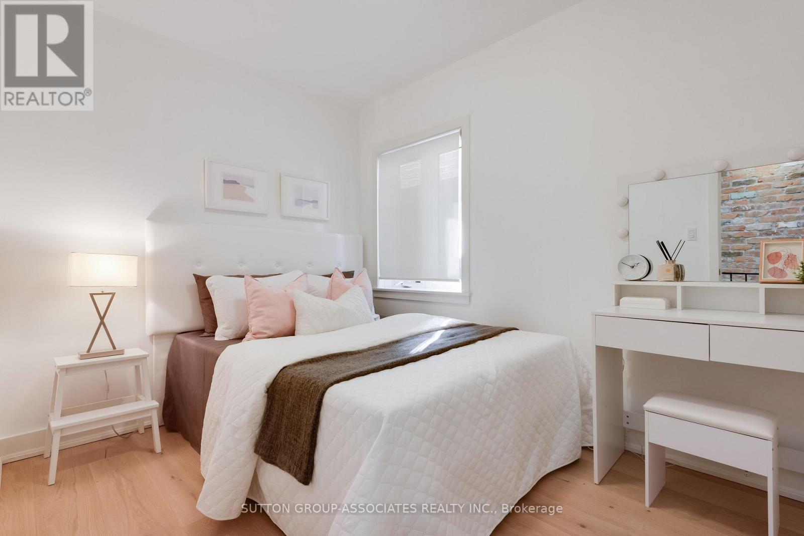 101 Winnett Avenue, Toronto, ON photo 22