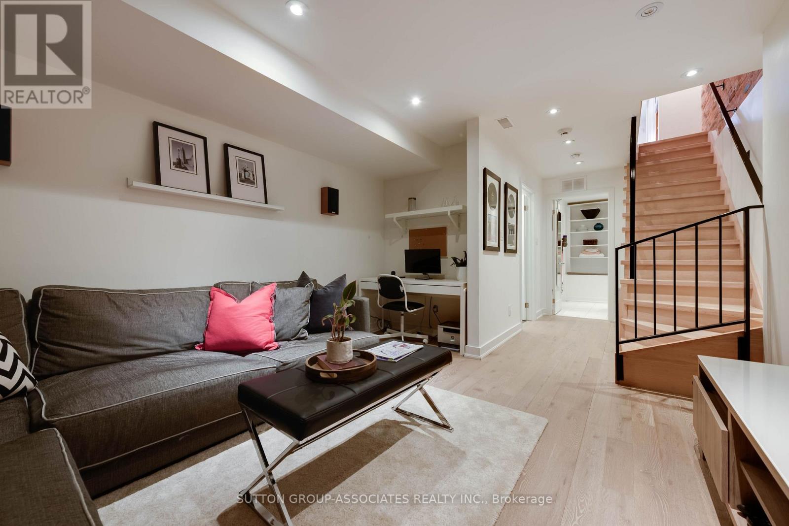 101 Winnett Avenue, Toronto, ON photo 29