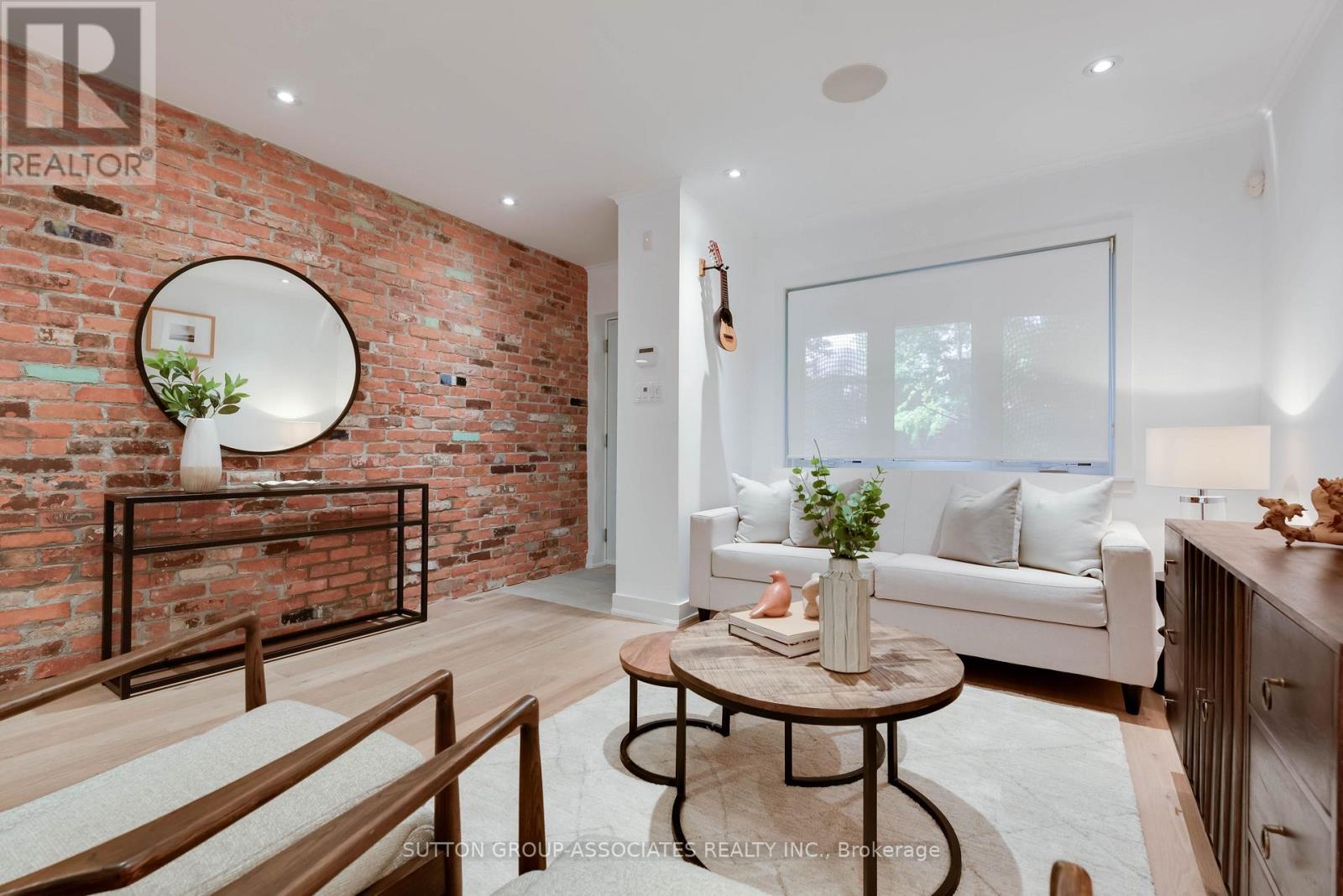 Photo of 101 WINNETT AVENUE