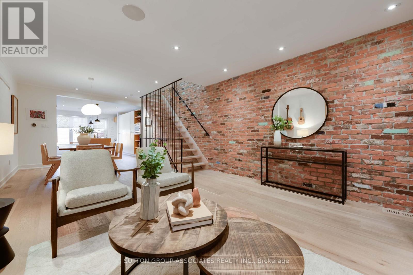 Photo of 101 WINNETT AVENUE