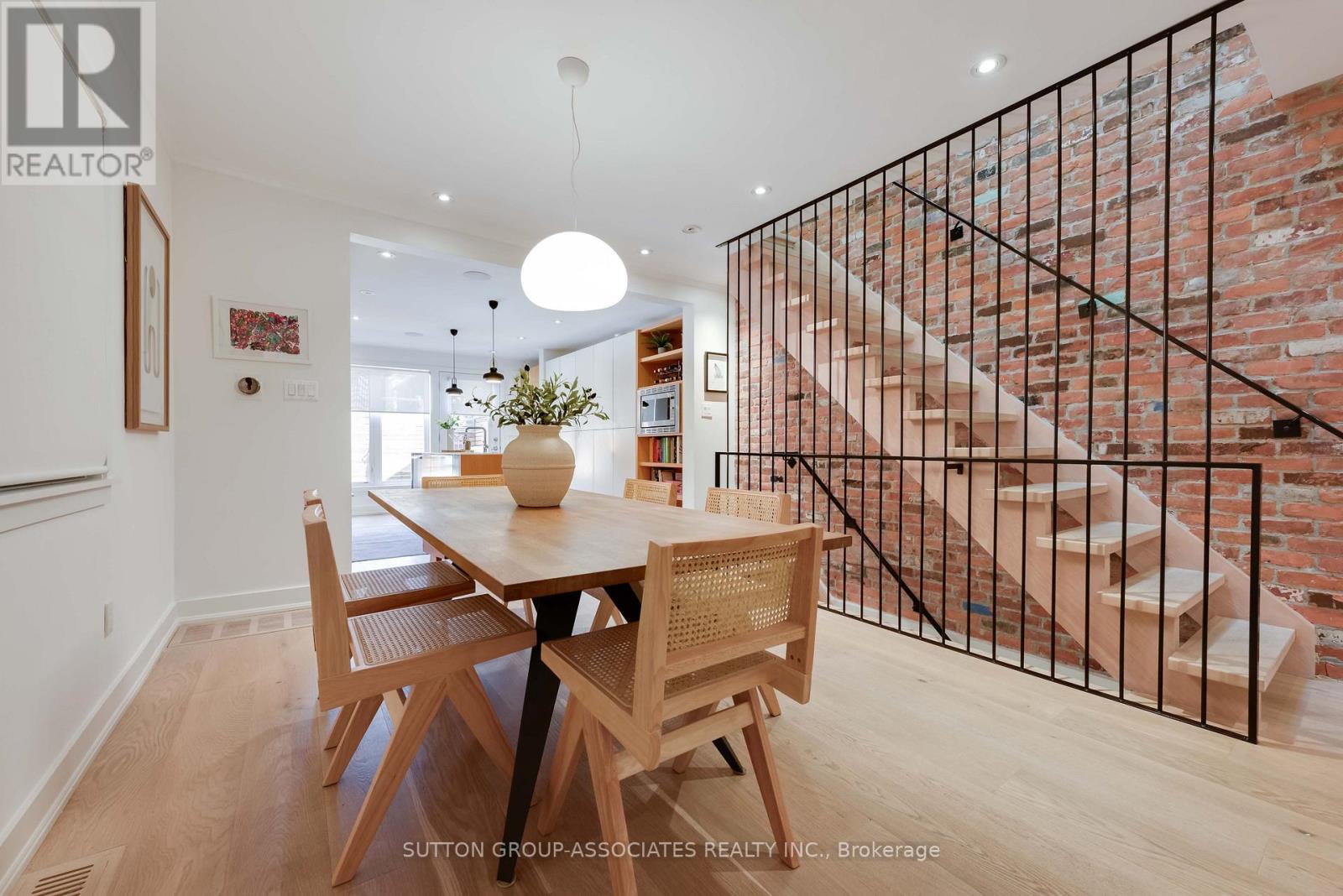101 Winnett Avenue, Toronto, ON photo 8