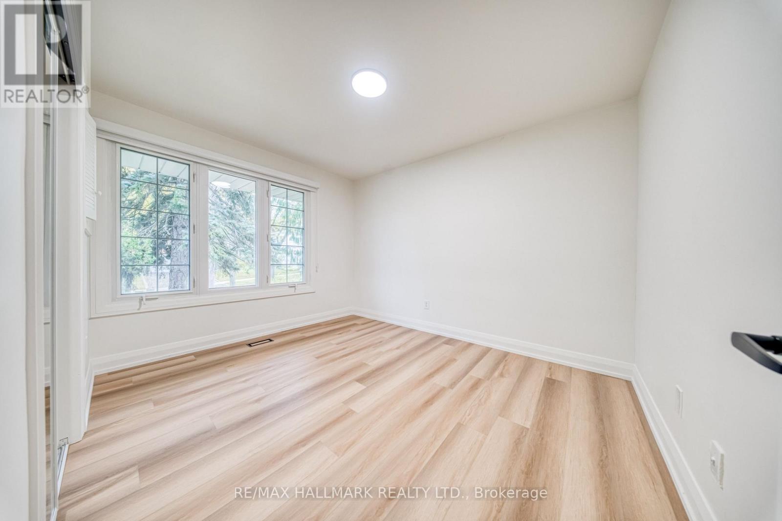 54 Sawley Drive, Toronto, ON photo 11