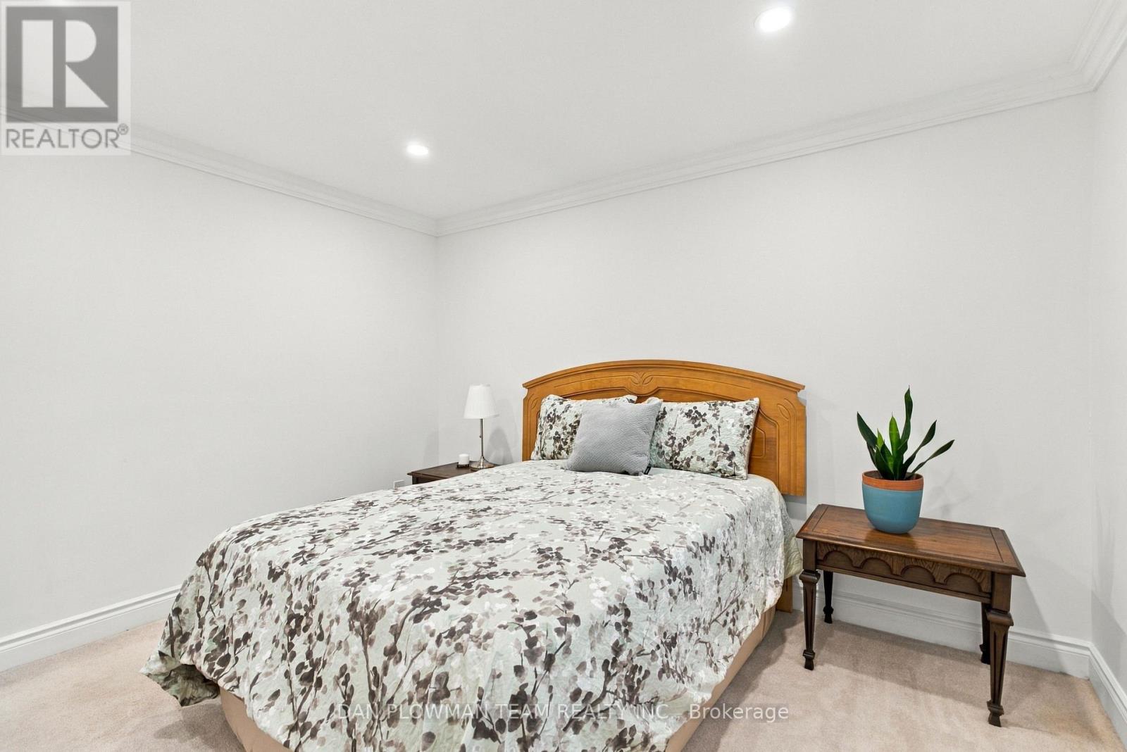 660 Foxwood Trail, Pickering, ON photo 30