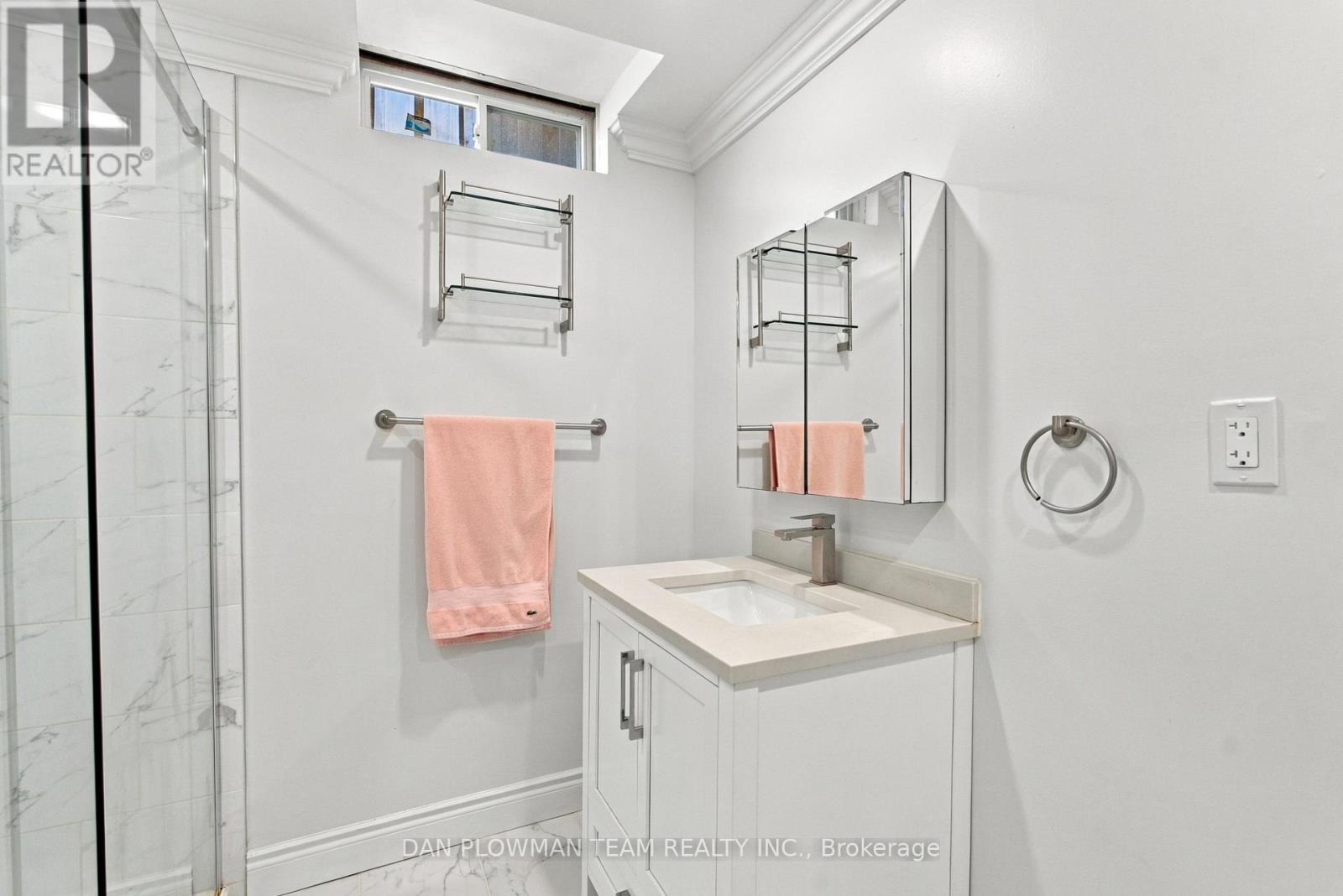 660 Foxwood Trail, Pickering, ON photo 33