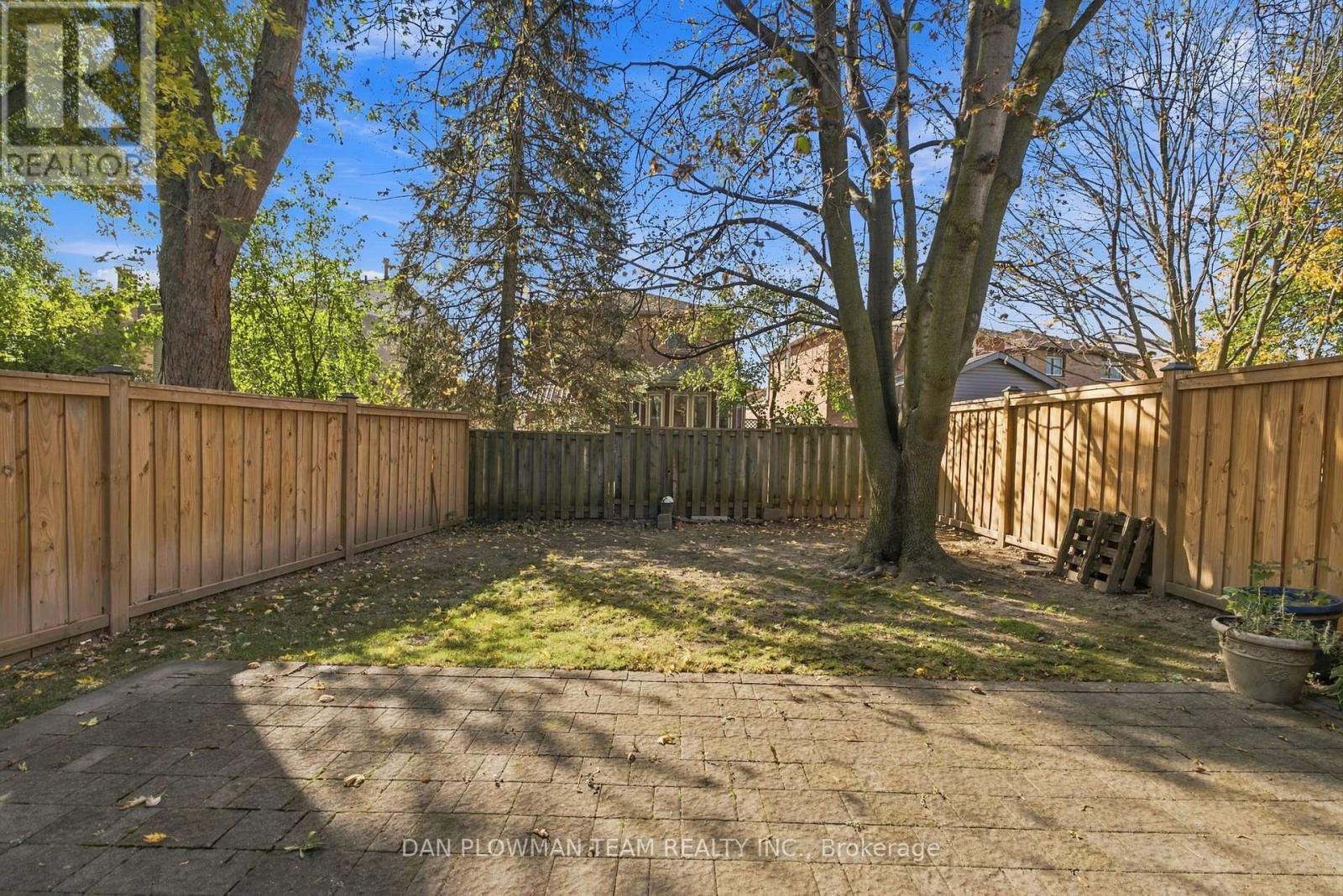 660 Foxwood Trail, Pickering, ON photo 34