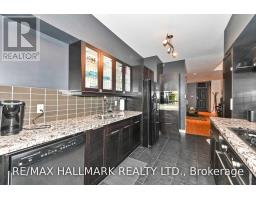 10 Verral Avenue, Toronto, ON M4M2R2 Photo 11