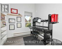 10 Verral Avenue, Toronto, ON M4M2R2 Photo 18