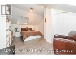 10 Verral Avenue, Toronto, ON M4M2R2 Photo 22