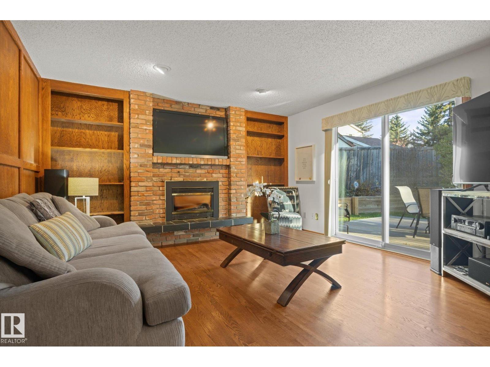 Property photograph 16 for MLS E4514437