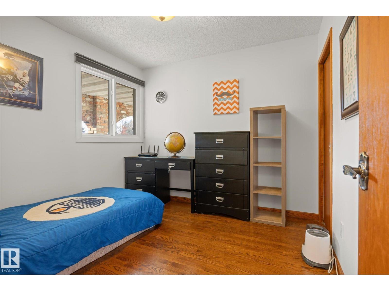 Property photograph 25 for MLS E4514437