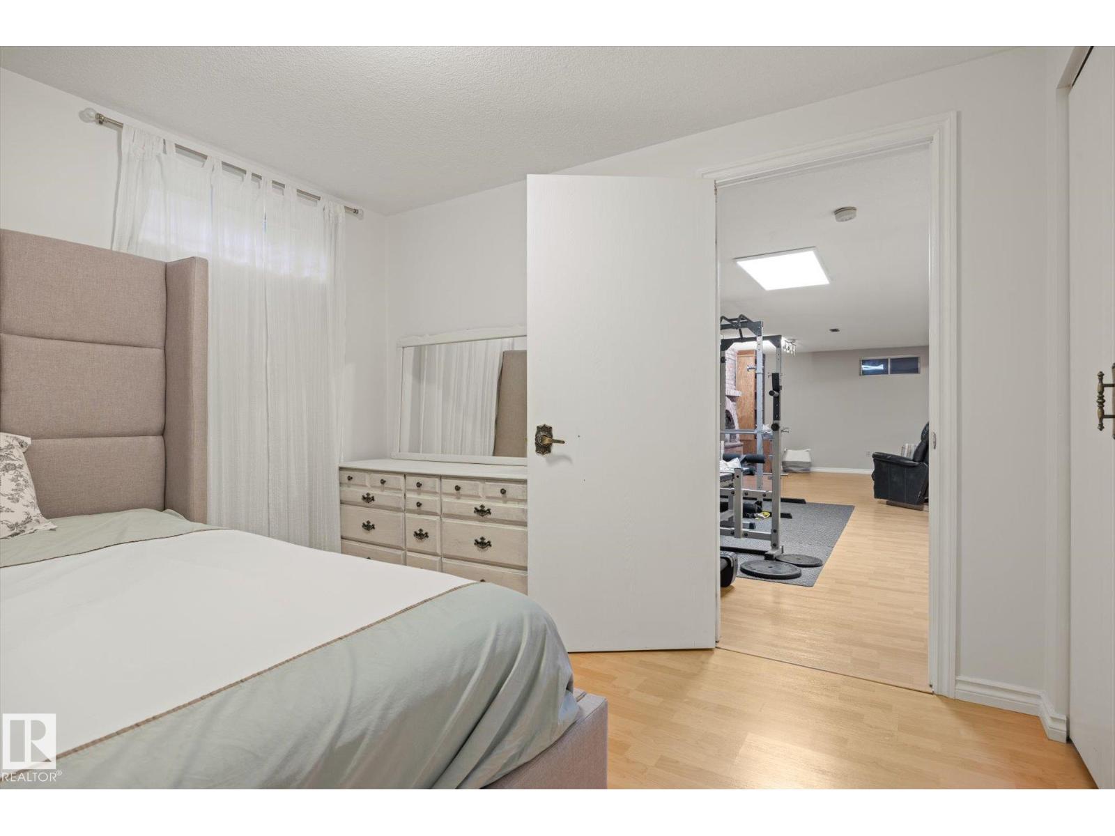 Property photograph 36 for MLS E4514437