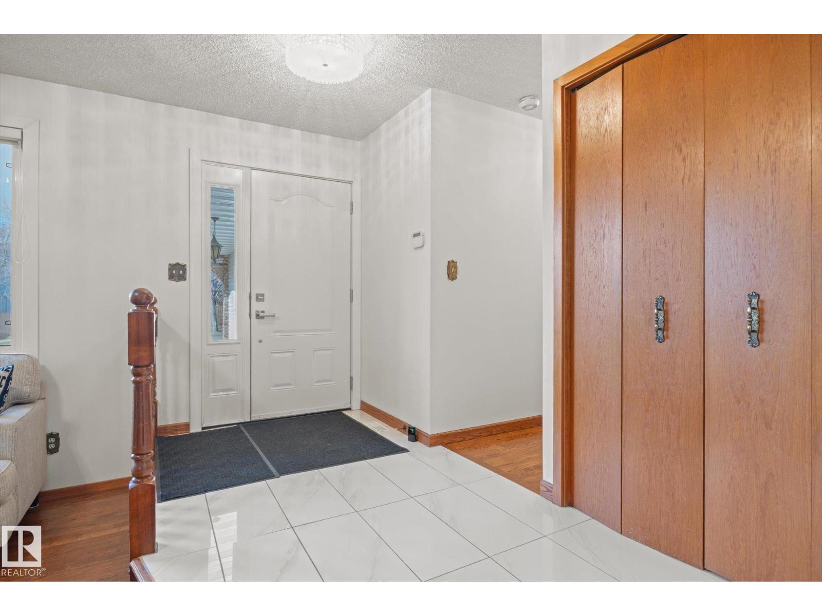 Property photograph 5 for MLS E4514437