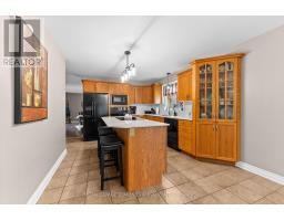 56 Sufian Street, Laurentian Valley, ON K8A6W6 Photo 16