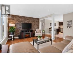 Bedroom - 4 Vance Crescent, Waterdown, ON L8B0B8 Photo 8