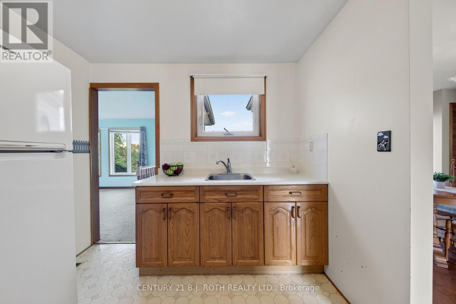 10 EAST JOHN Street, Innisfil photo 11