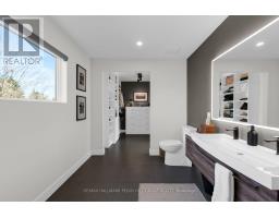 83 Nelson Street, Barrie, ON L4M4K3 Photo 19