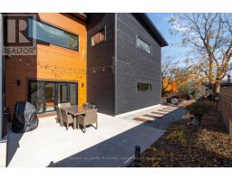 83 Nelson Street, Barrie, ON L4M4K3 Photo 28