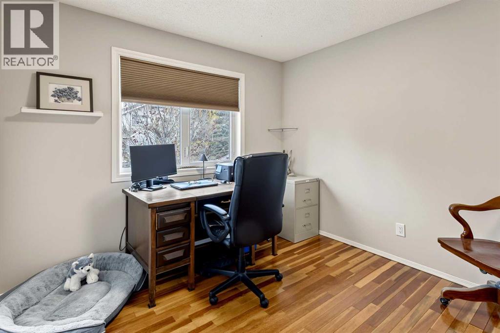 166 Rocky Ridge Green NW, Calgary — photo 17