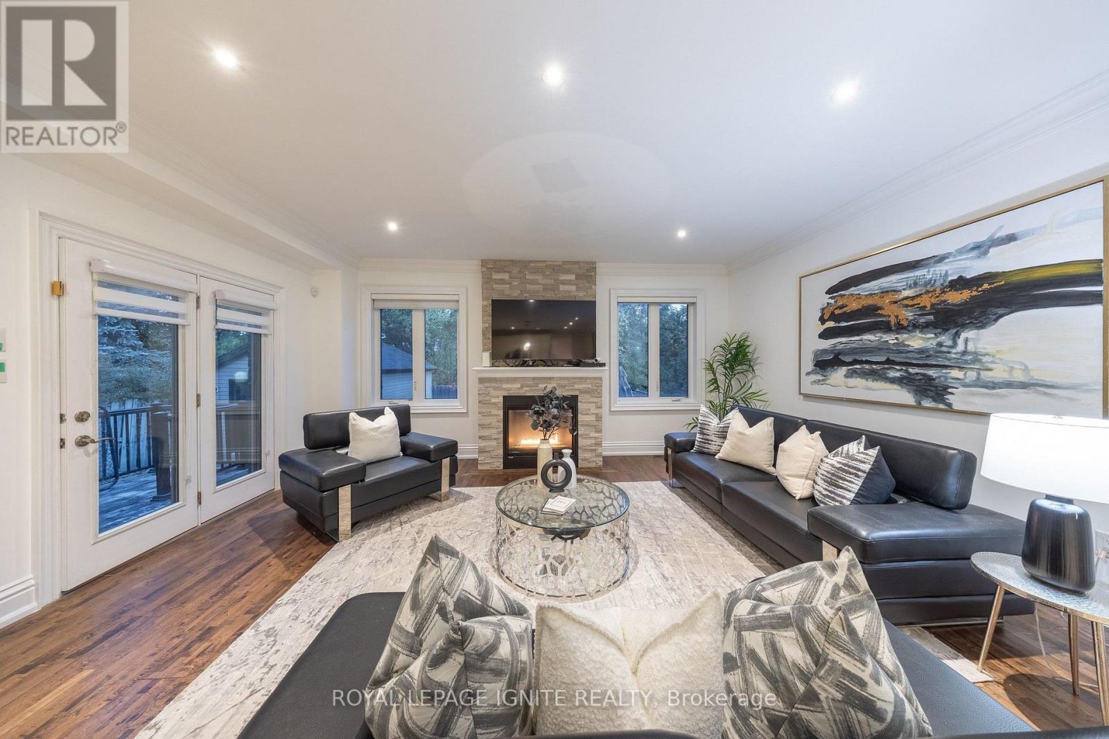 31 Jodphur Avenue, Toronto, ON photo 23