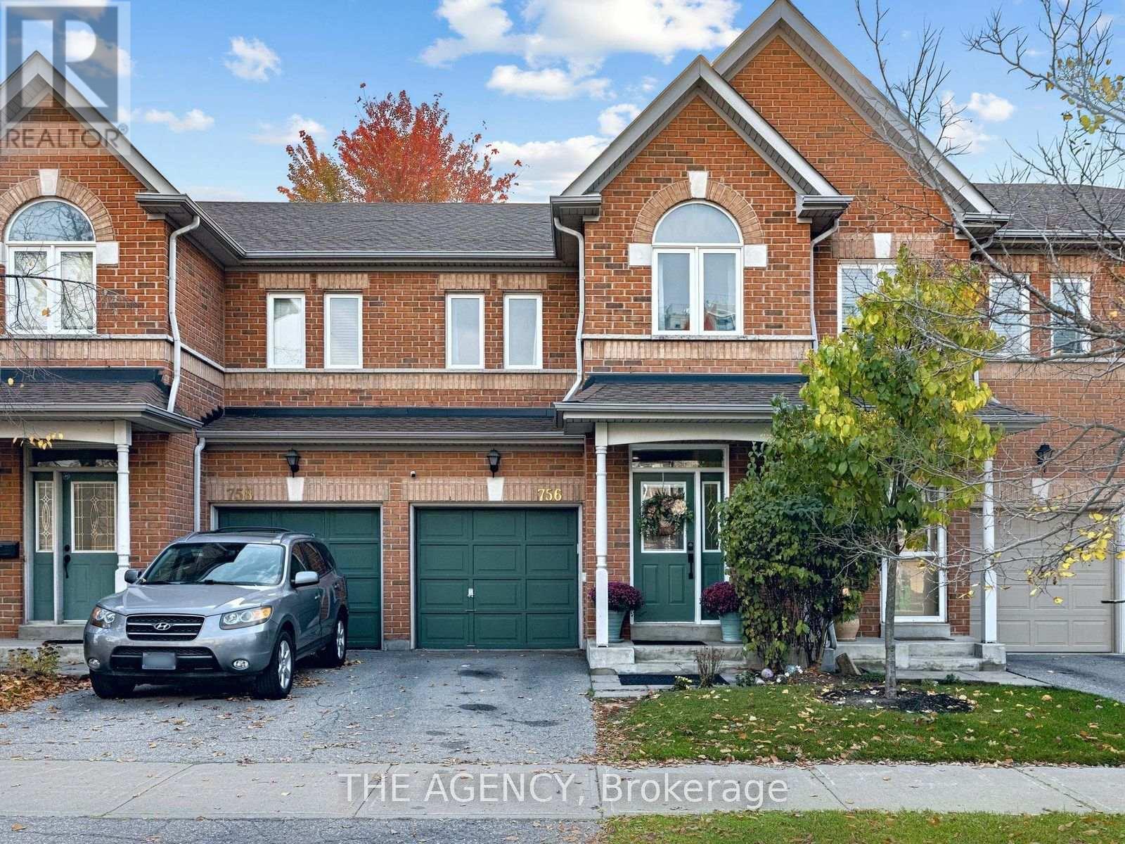 Photo of 756 Village Green Boulevard