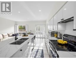 756 Village Green Boulevard, Mississauga, ON L5E3K8 Photo 10