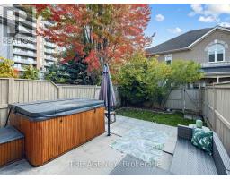 756 Village Green Boulevard, Mississauga, ON L5E3K8 Photo 27