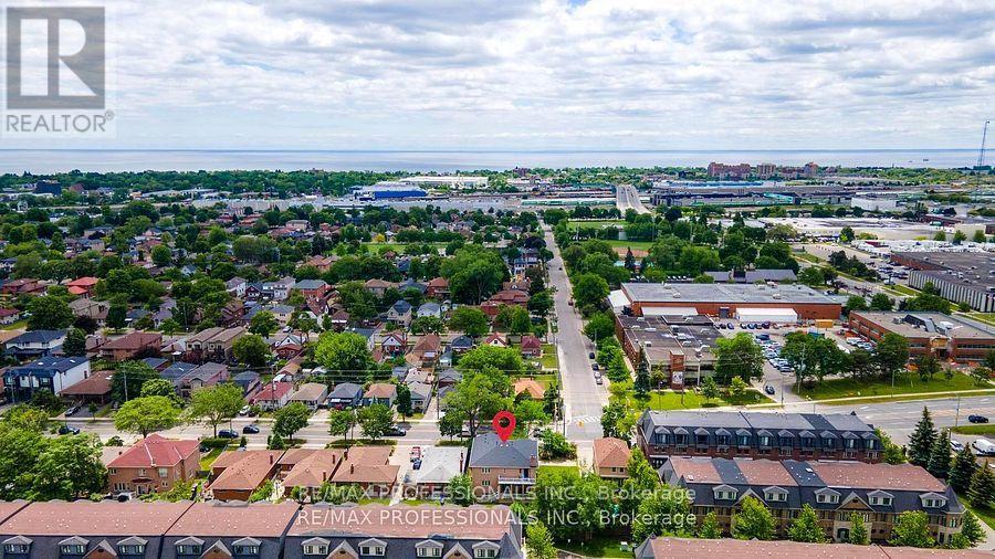 152 Evans Avenue, Toronto, ON photo 42