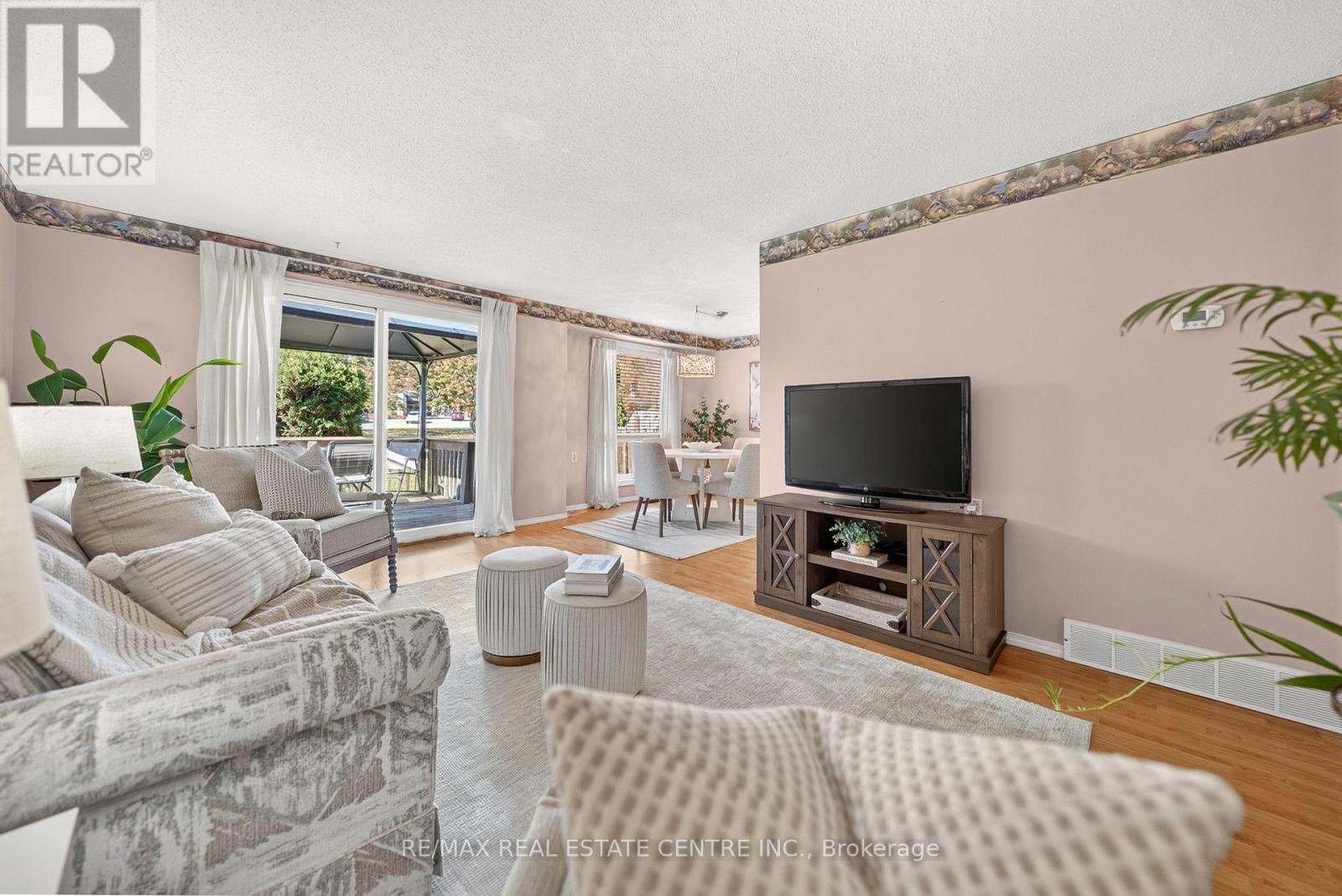4- 700 Erinbrook Drive, Kitchener, ON photo 16