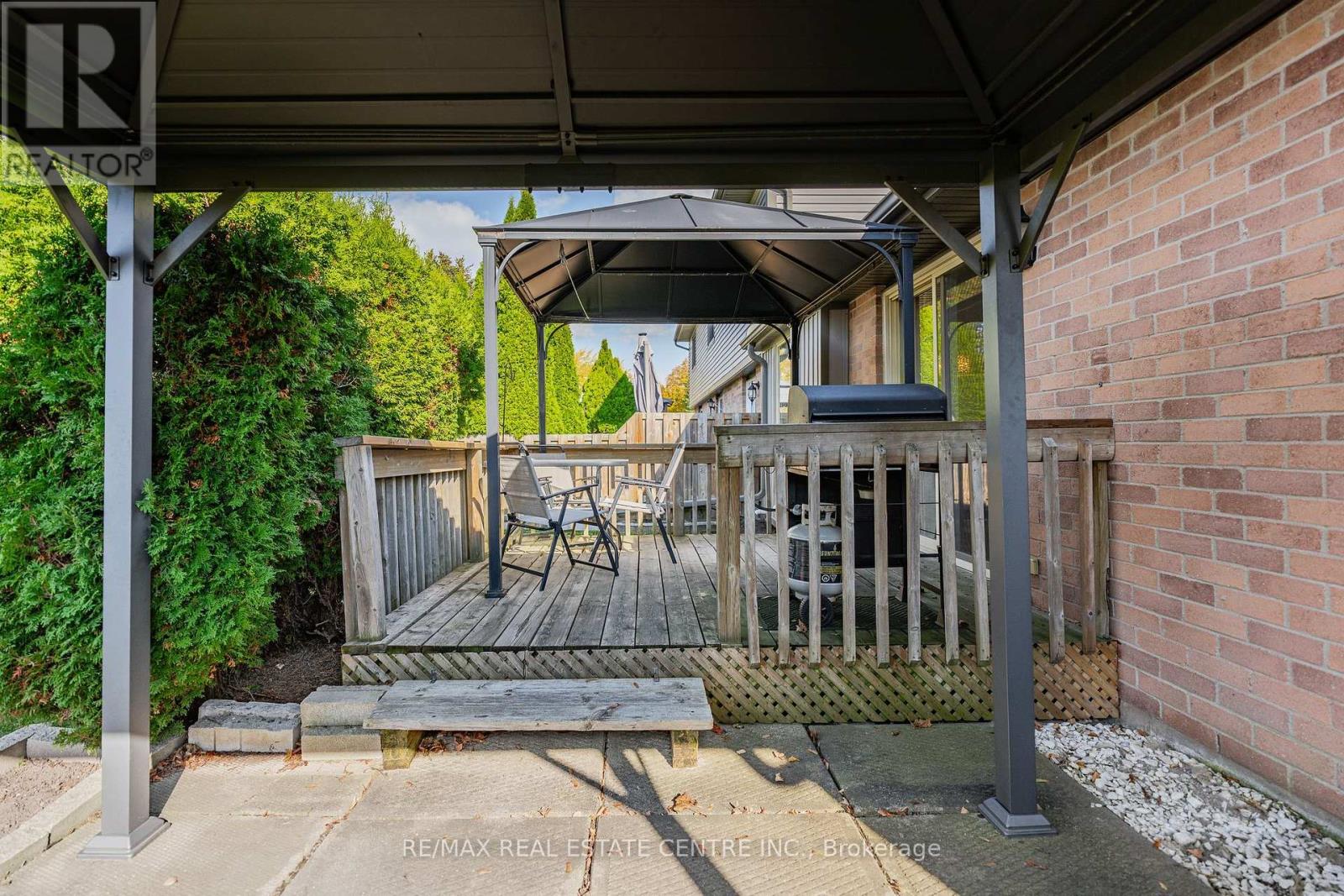 4- 700 Erinbrook Drive, Kitchener, ON photo 33