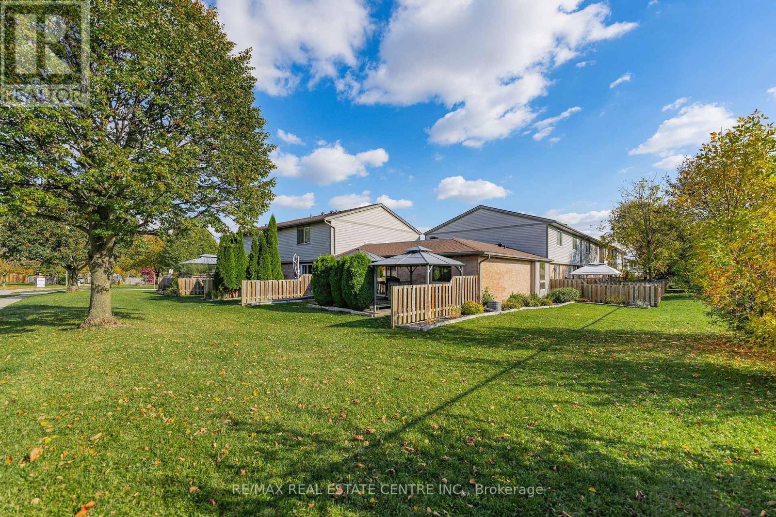 4- 700 Erinbrook Drive, Kitchener, ON photo 40