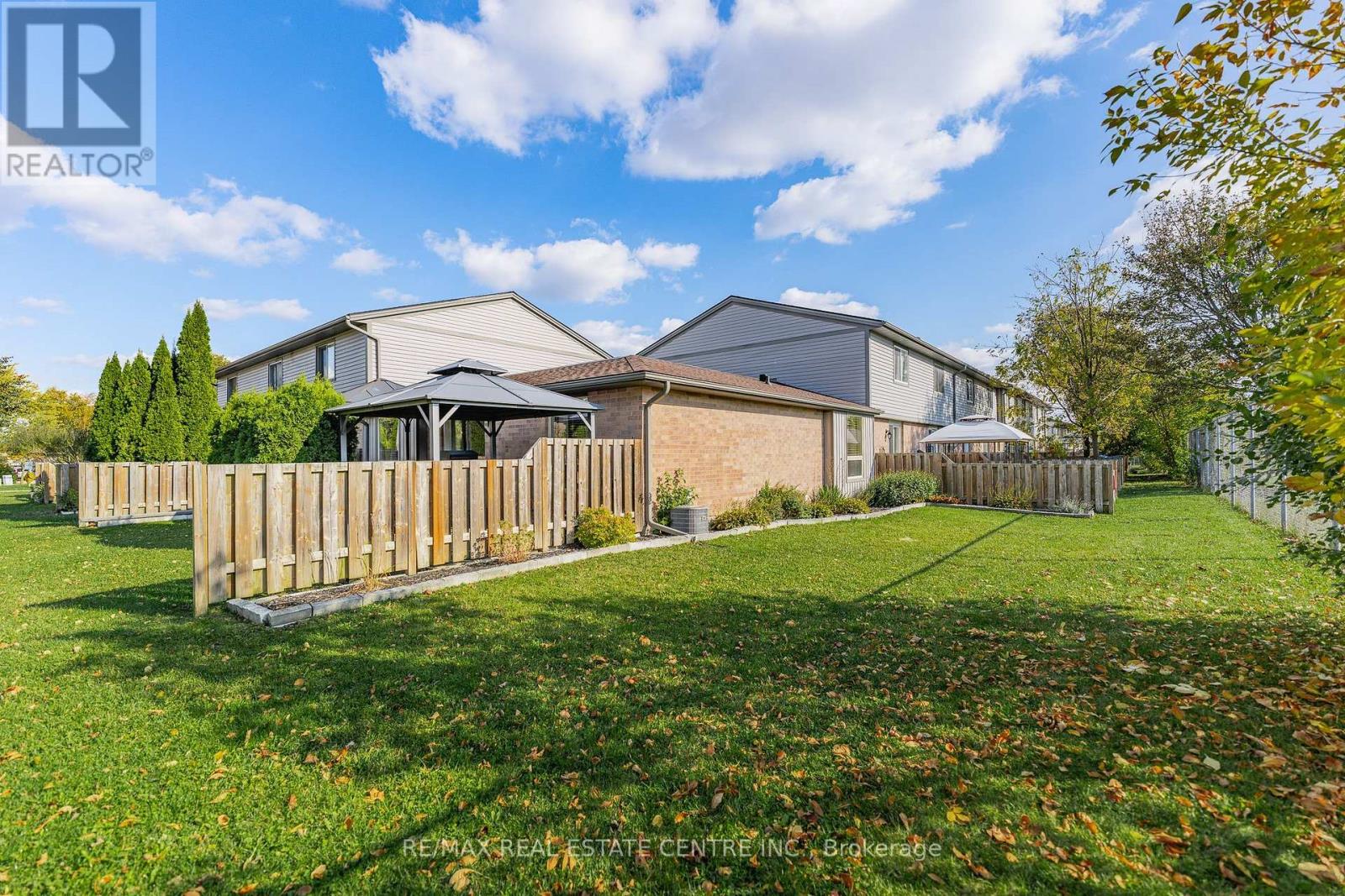 4- 700 Erinbrook Drive, Kitchener, ON photo 42